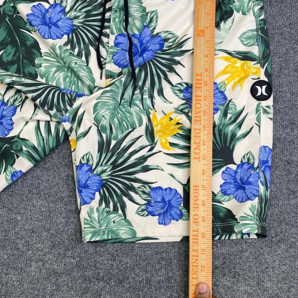 Hurley Phantom Mens Board Shorts 36 Tropical Floral Hibiscus Swim Trunks CJ5103